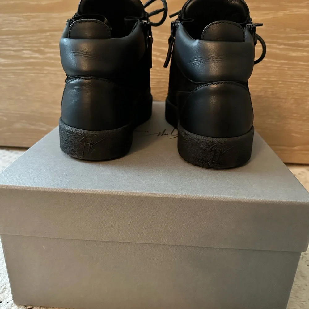 Giuseppe Zanotti Hi Top Sneaker-Leather/Suede-Size 41 MEN